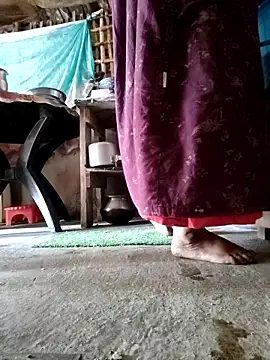 BERRY 00 online show from February 7, 2026, 6:06 am