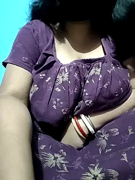 BERRY 00 online show from February 11, 2026, 10:31 am