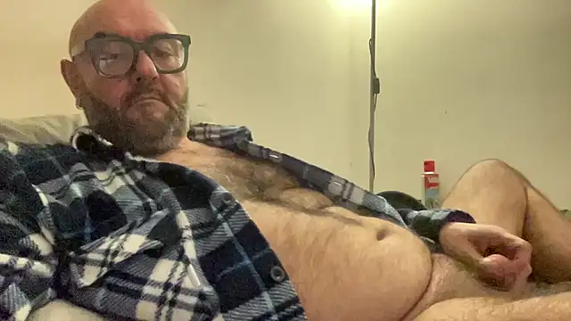 Snapshot of MM7026 chatting on December 8, 2024, 11:14 am MM7026 online show from December 8, 2024, 11:14 am