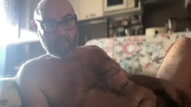 Snapshot of MM7026 chatting on August 1, 2026, 2:16 pm MM7026 online show from August 1, 2026, 2:16 pm