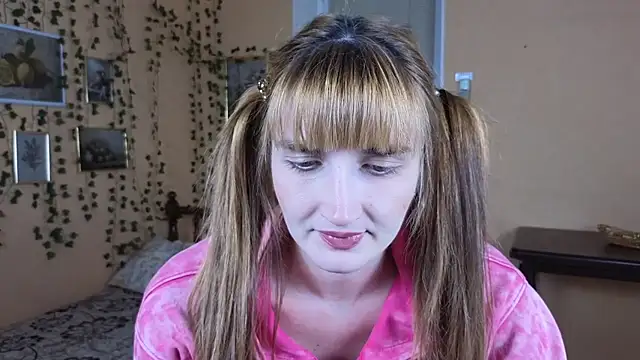 Nika Kitten online show from February 25, 2025, 5:58 pm