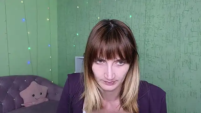 Snapshot of Nika_Kitten chatting on May 4, 2026, 11:06 am Nika Kitten online show from May 4, 2026, 11:06 am