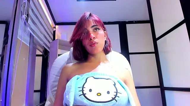 AlliceRosero online show from December 5, 2024, 8:33 am