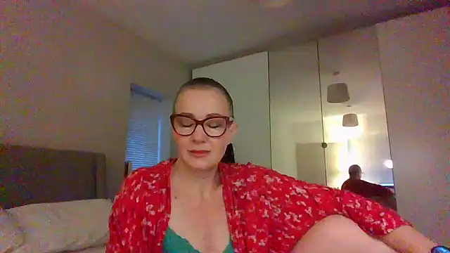 ELEGANT-ARIA36 online show from January 21, 2025, 8:08 am