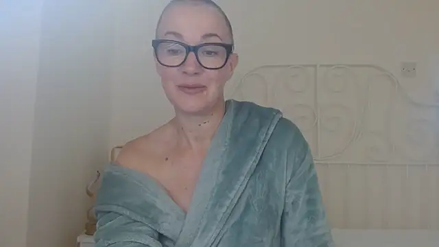 Snapshot of ELEGANT-ARIA36 chatting on June 11, 2026, 7:28 am ELEGANT-ARIA36 online show from June 11, 2026, 7:28 am