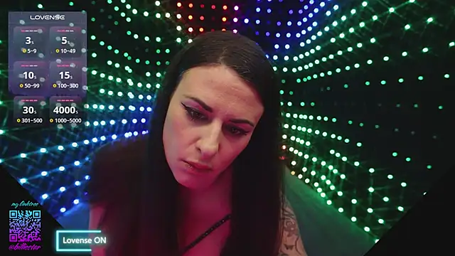 Snapshot of BillieStarOfficial chatting on December 28, 2024, 7:43 pm BillieStarOfficial online show from December 28, 2024, 7:43 pm