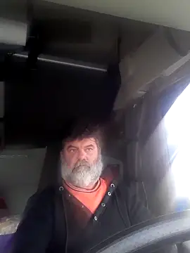 Snapshot of Billy72 chatting on December 12, 2024, 1:39 pm Billy72 online show from December 12, 2024, 1:39 pm