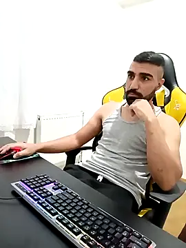 SertSikici022 online show from December 2, 2024, 9:39 pm