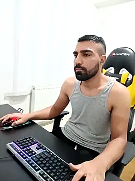 SertSikici022 online show from December 3, 2024, 11:35 pm