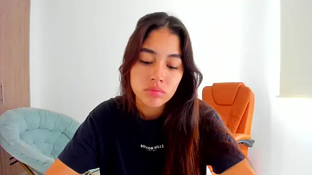 Snapshot of AriaMontgomery chatting on March 7, 2025, 6:22 pm AriaMontgomery online show from March 7, 2025, 6:22 pm