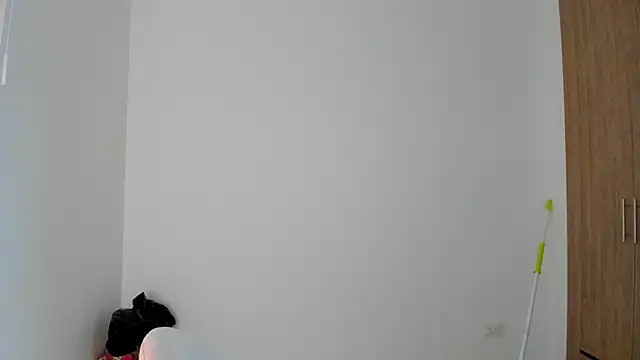 AriaMontgomery online show from January 7, 2026, 11:51 pm