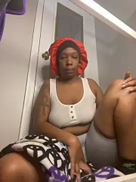 MsSapPhire500 online show from December 20, 2025, 5:20 pm