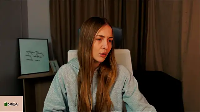 amelia gold1 online show from December 13, 2024, 10:30 am