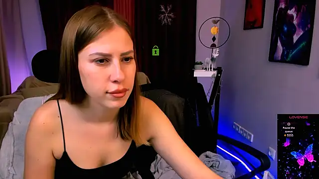 amelia gold1 online show from January 18, 2025, 1:29 pm