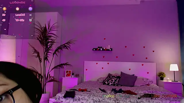 Snapshot of Marine_Vact chatting on February 19, 2025, 8:31 pm Marine Vact online show from February 19, 2025, 8:31 pm