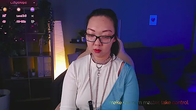 Snapshot of Marine_Vact chatting on March 20, 2025, 5:25 pm Marine Vact online show from March 20, 2025, 5:25 pm