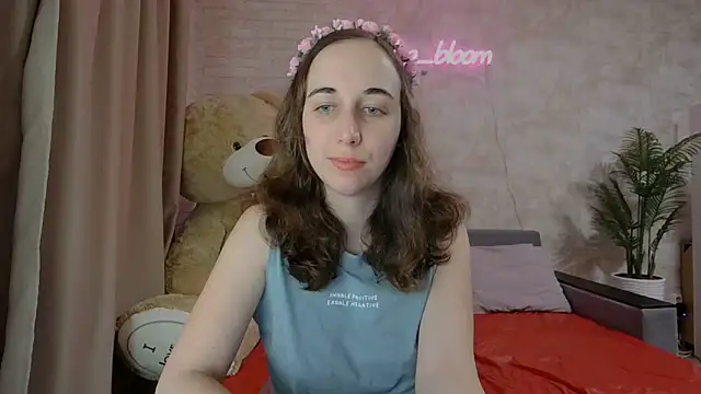 Anika bloom online show from March 13, 2025, 5:43 am