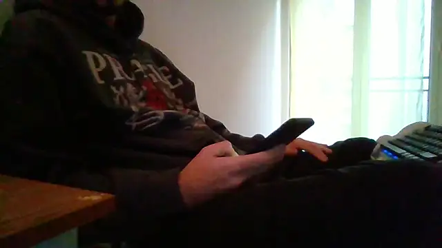 lusluk online show from December 30, 2024, 3:35 pm