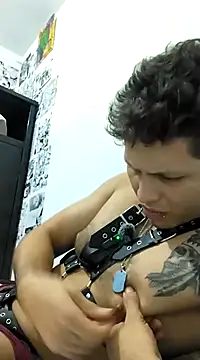 Snapshot of King_russo chatting on January 30, 2025, 9:04 am King russo online show from January 30, 2025, 9:04 am