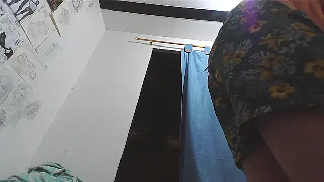 Snapshot of King_russo chatting on February 12, 2025, 4:44 am King russo online show from February 12, 2025, 4:44 am