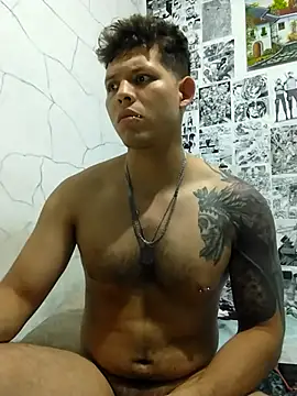 Snapshot of King_russo chatting on February 19, 2025, 6:44 am King russo online show from February 19, 2025, 6:44 am