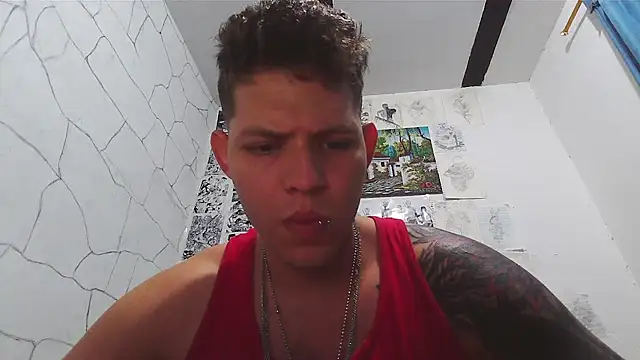 Snapshot of King_russo chatting on March 1, 2025, 5:52 am King russo online show from March 1, 2025, 5:52 am