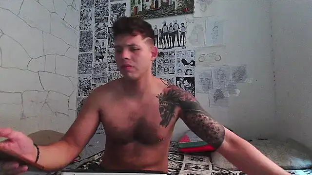 Snapshot of King_russo chatting on March 4, 2025, 7:32 pm King russo online show from March 4, 2025, 7:32 pm