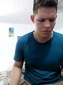 Snapshot of King_russo chatting on September 13, 2025, 3:34 pm King russo online show from September 13, 2025, 3:34 pm