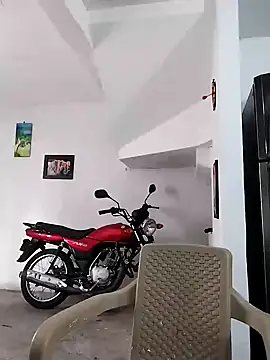 Snapshot of King_russo chatting on September 18, 2025, 6:32 pm King russo online show from September 18, 2025, 6:32 pm