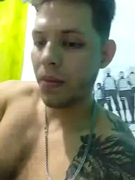 Snapshot of King_russo chatting on September 30, 2025, 2:27 am King russo online show from September 30, 2025, 2:27 am