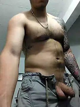 Snapshot of King_russo chatting on October 1, 2025, 10:16 pm King russo online show from October 1, 2025, 10:16 pm