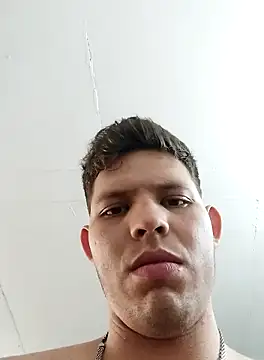 Snapshot of King_russo chatting on October 19, 2025, 9:04 pm King russo online show from October 19, 2025, 9:04 pm