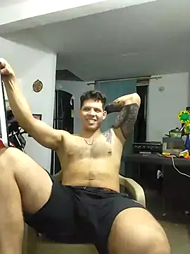 Snapshot of King_russo chatting on October 24, 2025, 4:31 am King russo online show from October 24, 2025, 4:31 am