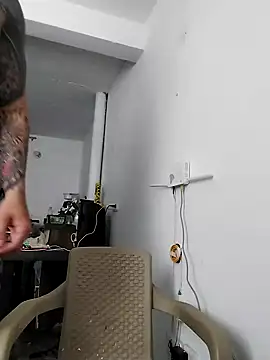 Snapshot of King_russo chatting on November 8, 2025, 7:45 pm King russo online show from November 8, 2025, 7:45 pm