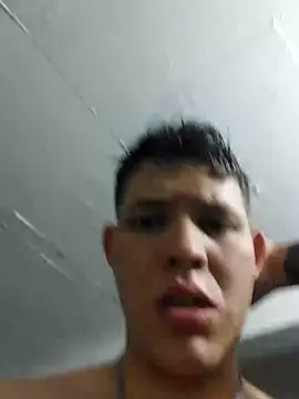 Snapshot of King_russo chatting on November 19, 2025, 11:16 pm King russo online show from November 19, 2025, 11:16 pm