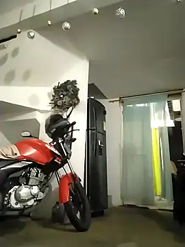 Snapshot of King_russo chatting on November 25, 2025, 6:13 am King russo online show from November 25, 2025, 6:13 am