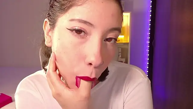 sogoodjenn online show from March 11, 2026, 11:33 pm