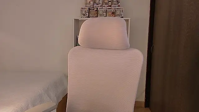 sogoodjenn online show from March 12, 2026, 9:32 pm