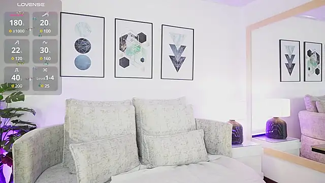 elasummer online show from March 18, 2025, 11:52 am