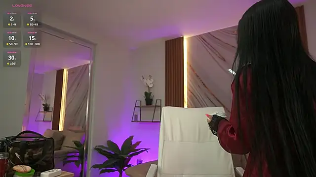 elasummer online show from March 2, 2026, 1:07 pm