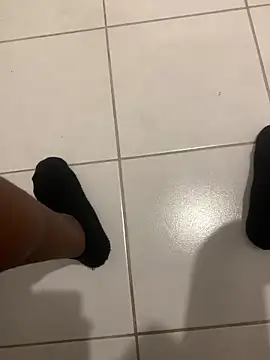 arrete2025 online show from March 5, 2026, 4:25 pm