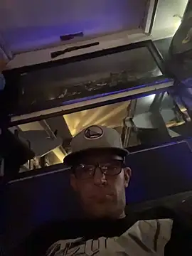 Snapshot of DirkD916 chatting on October 12, 2025, 10:42 pm DirkD916 online show from October 12, 2025, 10:42 pm