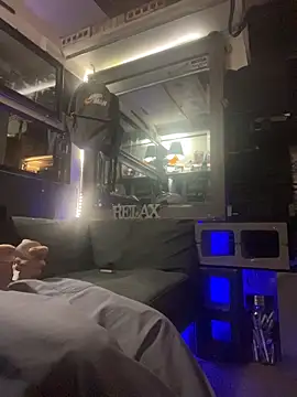 Snapshot of DirkD916 chatting on October 21, 2025, 4:30 pm DirkD916 online show from October 21, 2025, 4:30 pm