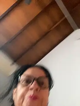 Sharongirl07 online show from October 8, 2025, 12:14 pm