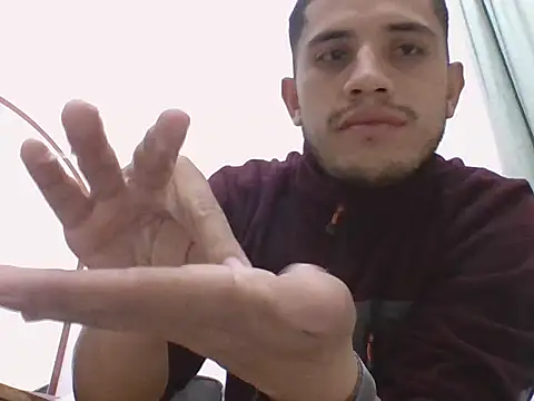 Snapshot of Deportist chatting on November 7, 2025, 7:47 pm Deportist online show from November 7, 2025, 7:47 pm