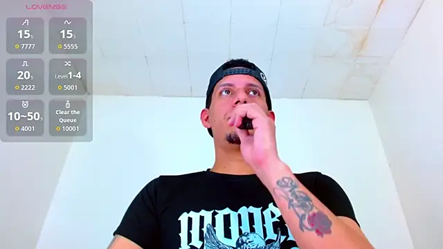 kevin  fox  online show from September 22, 2025, 7:16 pm