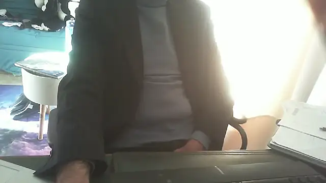 Snapshot of shyfrenchcock1 chatting on December 16, 2024, 8:52 am shyfrenchcock1 online show from December 16, 2024, 8:52 am