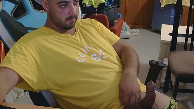 chicomallorca96 online show from July 21, 2026, 5:48 pm