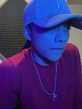 Snapshot of SkinnyHot444 chatting on January 23, 2025, 9:50 pm SkinnyHot444 online show from January 23, 2025, 9:50 pm