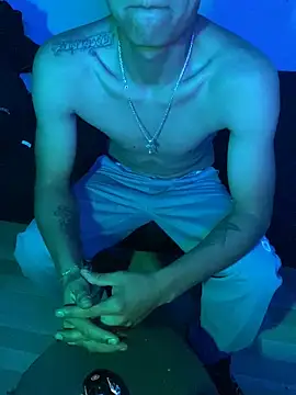 Snapshot of SkinnyHot444 chatting on March 15, 2025, 1:07 pm SkinnyHot444 online show from March 15, 2025, 1:07 pm